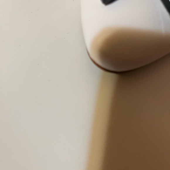 Katy Perry Collections White Flats with Black Symbols - Picture 3 of 5